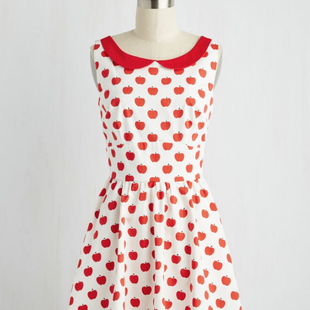 Retro rockabilly apple print dress